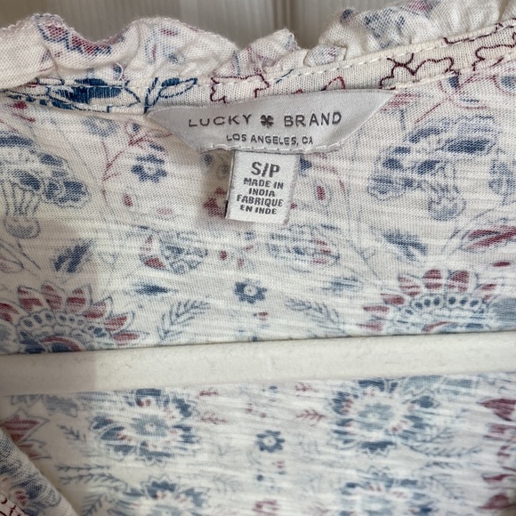 Lucky brand tops, set of two - Picture 7 of 9